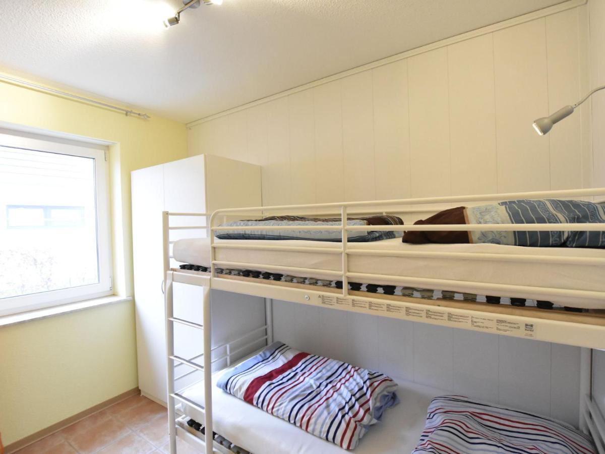 5-Bedroom Holiday Home In Zierow With Garden Ruang foto